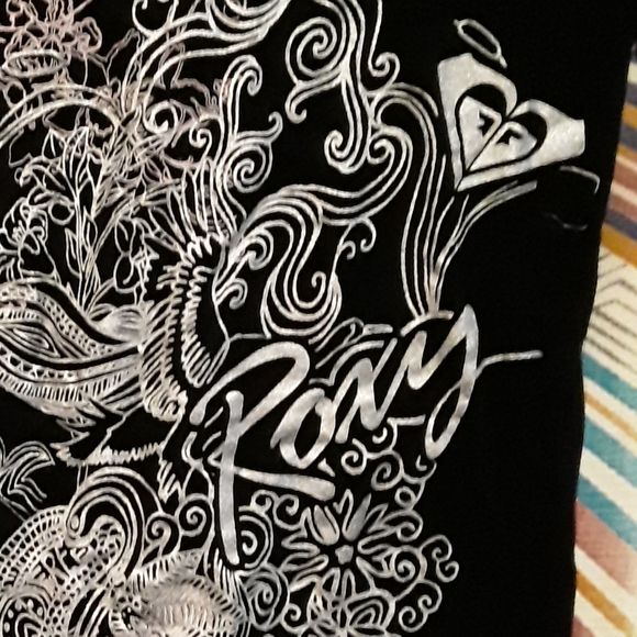 Roxy Paradise Womens Medium Black & White Print Teeshirt - Picture 6 of 14